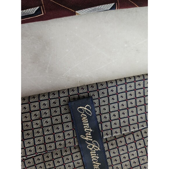 Lot of 2 Vintage Ties Bill Blass And Country B. - Picture 7 of 8